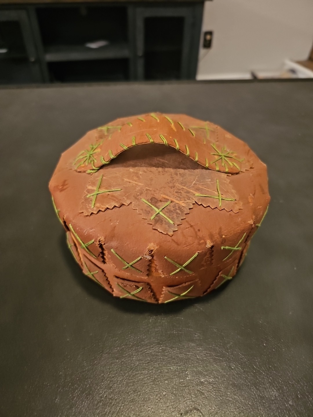 NATIVE AMERICAN HANDMADE BIRCH BARK BASKET, 4.5″ TALL 6.5″ DIAMETER, UNIQUE