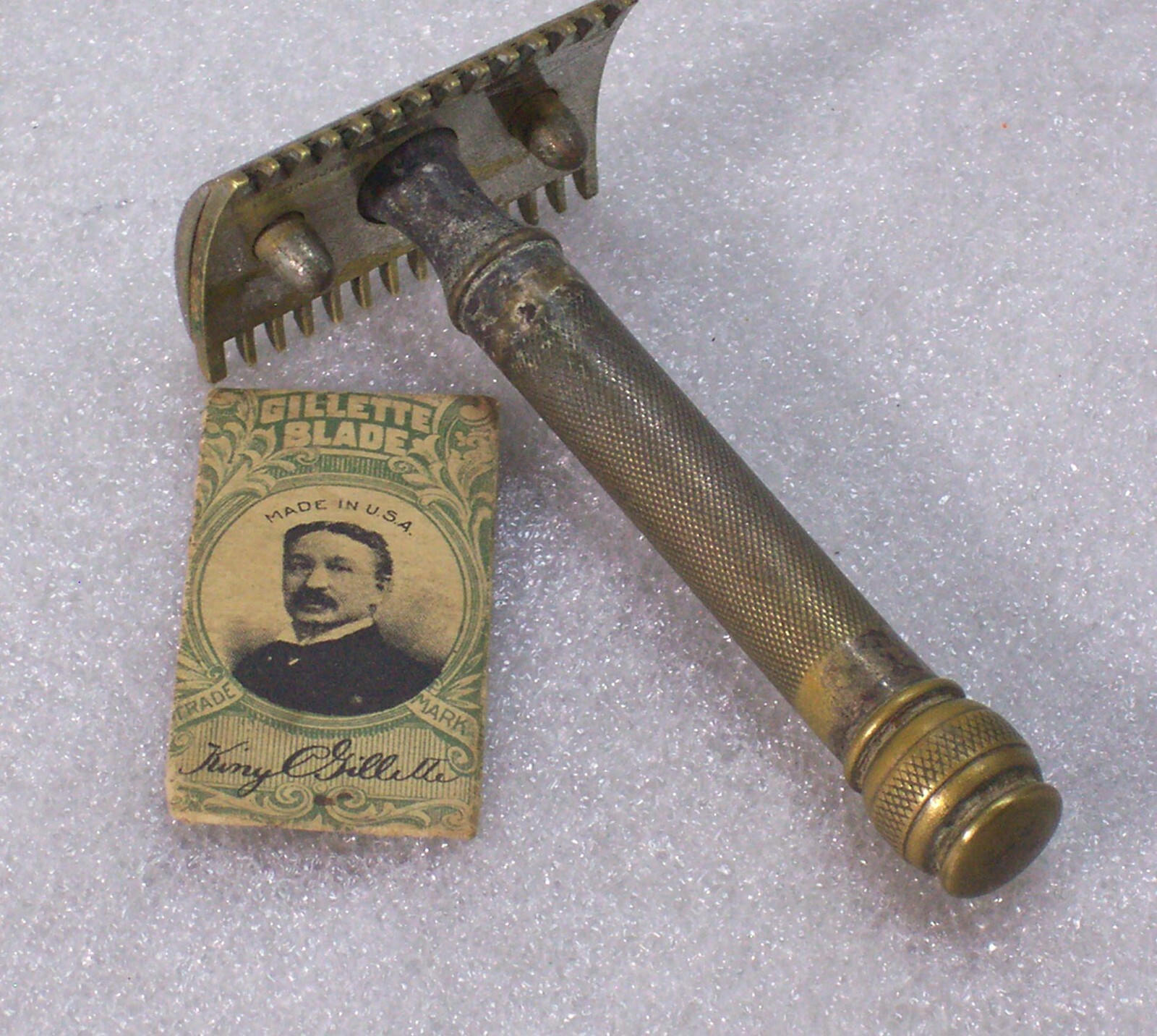 Original 1920’s WWI Era GILLETTE Ball End Double Edge SAFETY RAZOR Made in USA