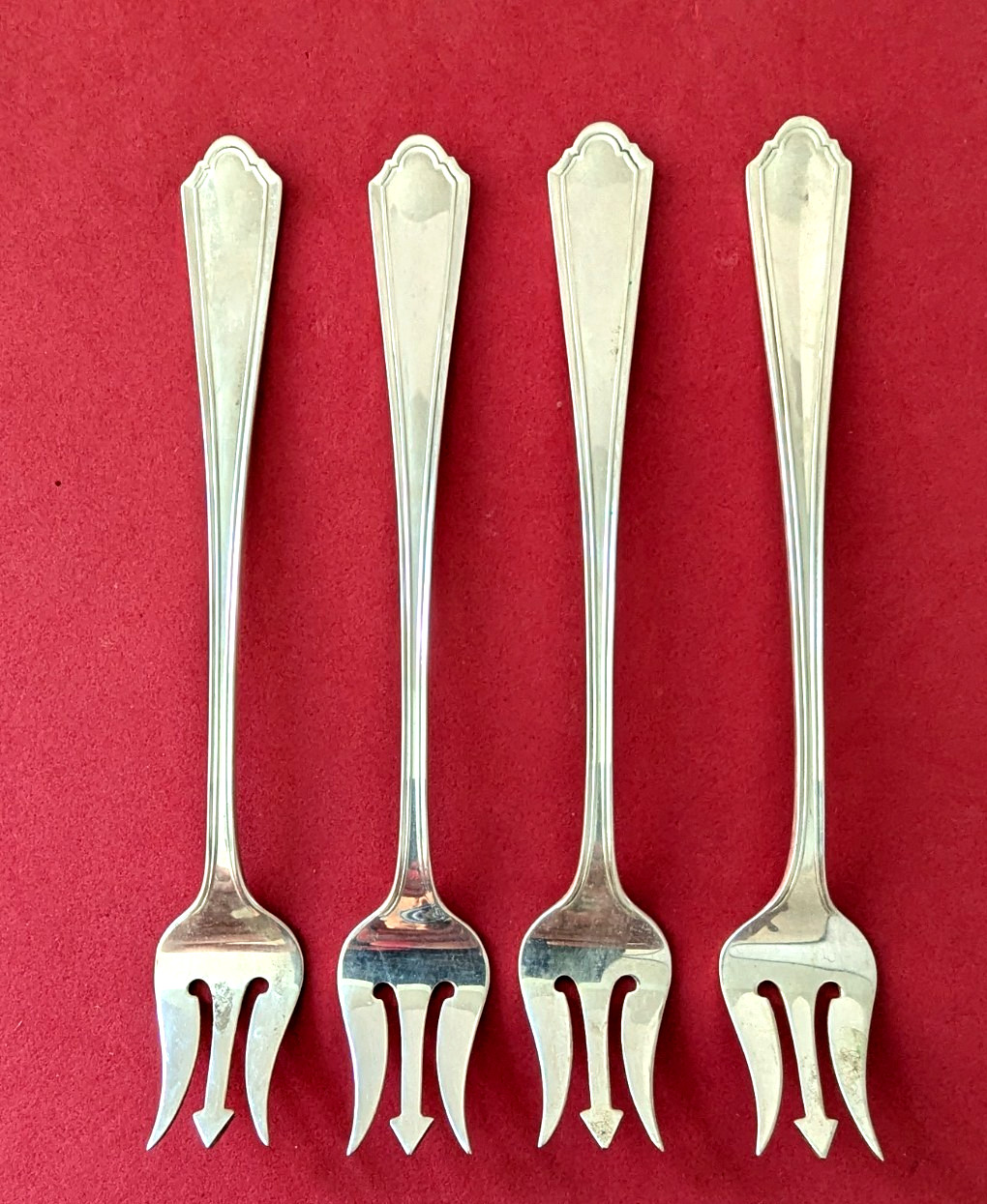 4 Watson JOHN ALDEN Sterling Silver Oyster Seafood Forks No Monos 1911 Pattern