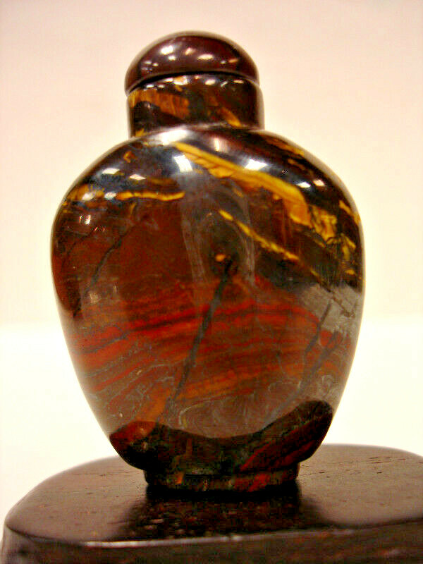 VINTAGE CHINESE GOLD & RED PIETERSITE SNUFF BOTTLE 2″ HIGH #1