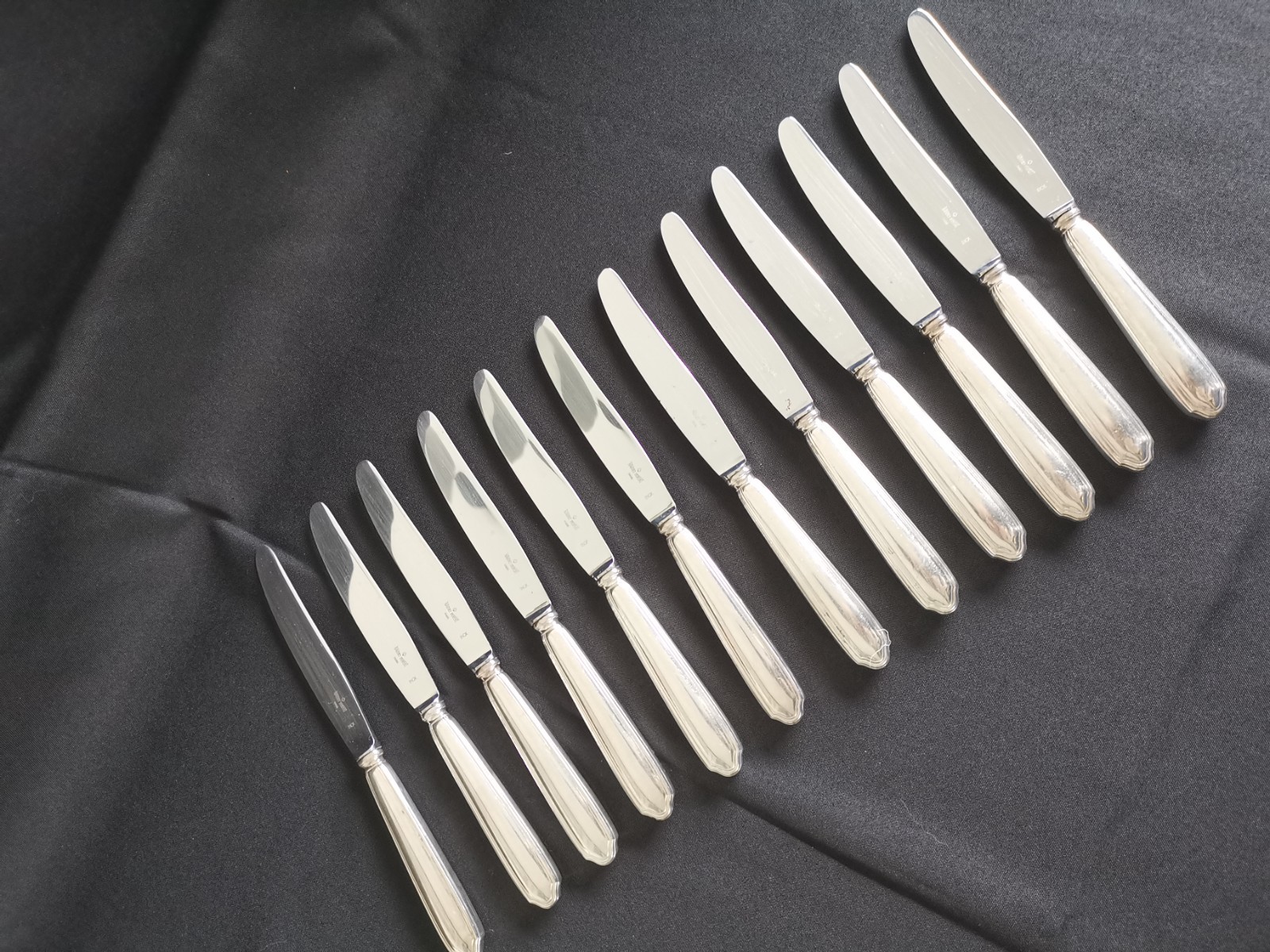 Ravinet d’Enfert Club Model 12 Silver Metal Dessert Cheese Knives 21cm