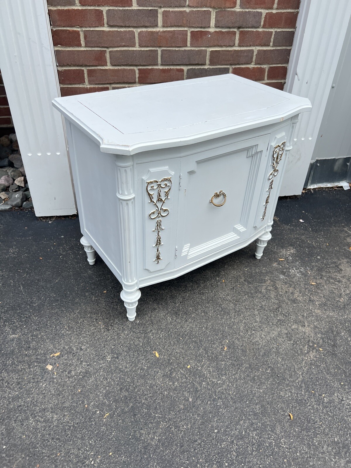 Vintage French Provincial White Cabinet, White Console Cabinet 29.5”x17”x26”
