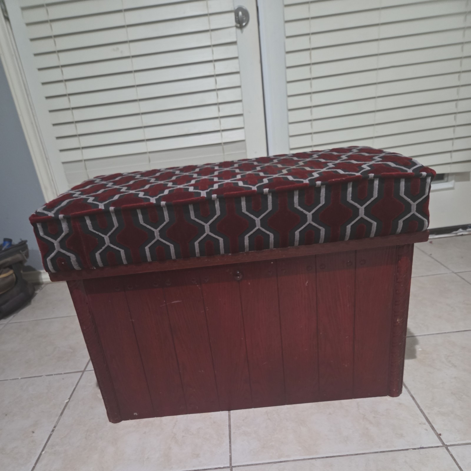 Record Cabinet by Lane, Flip up Door, Great Condition in red cherry color