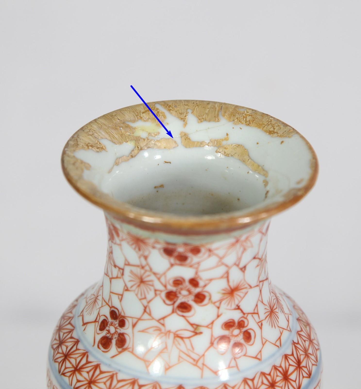 Antique Chinese vase, Transitional period (1620-1683)
