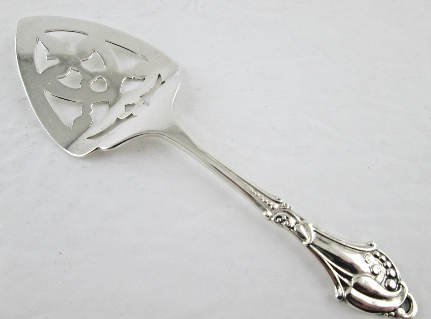 Webster Co. Unknown Pattern STERLING SILVER Petite Pastry Server