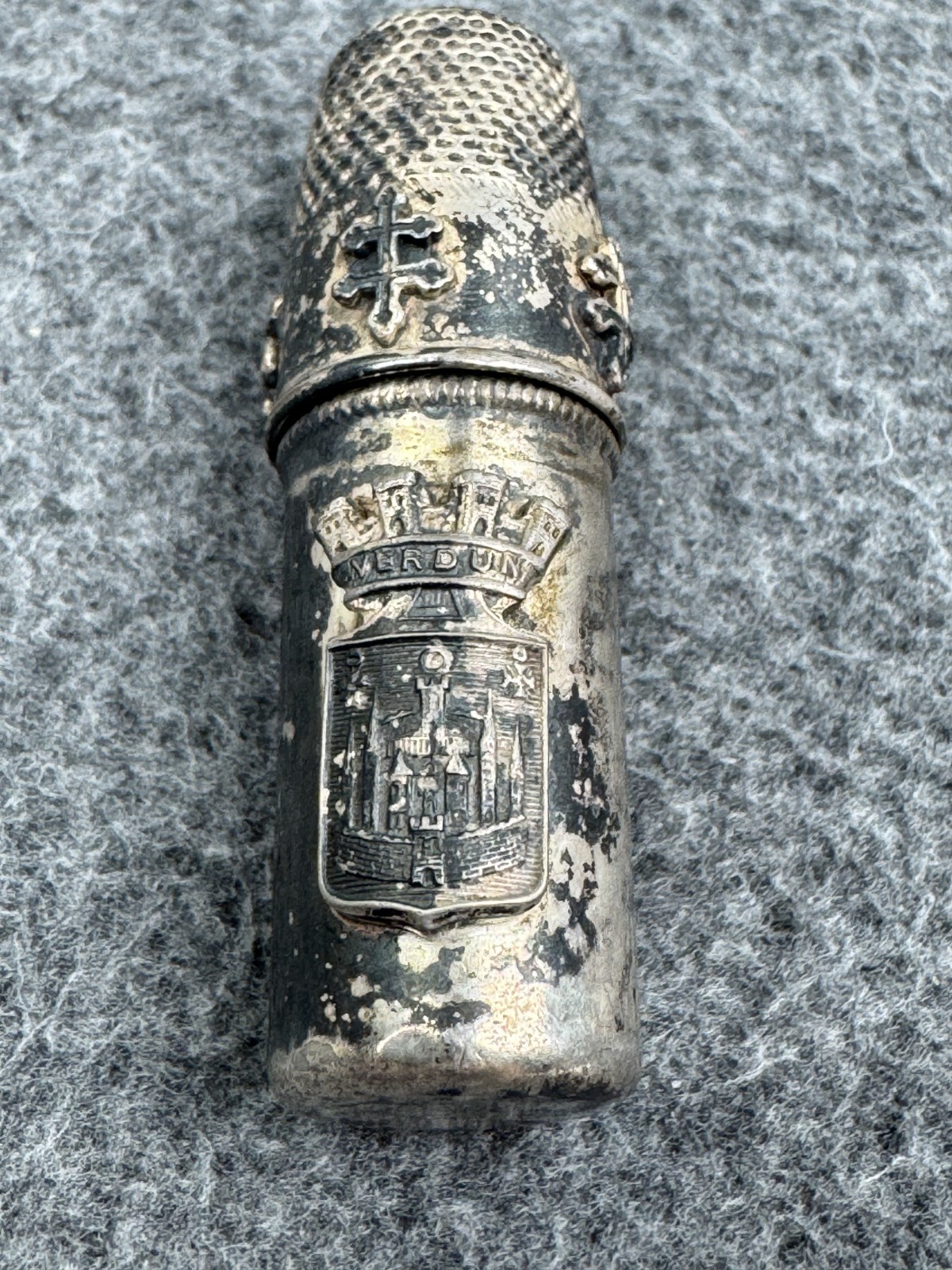 ANTIQUE METAL SEWING KIT THIMBLE THREAD HOLDER Verdun France Coat Of Arms