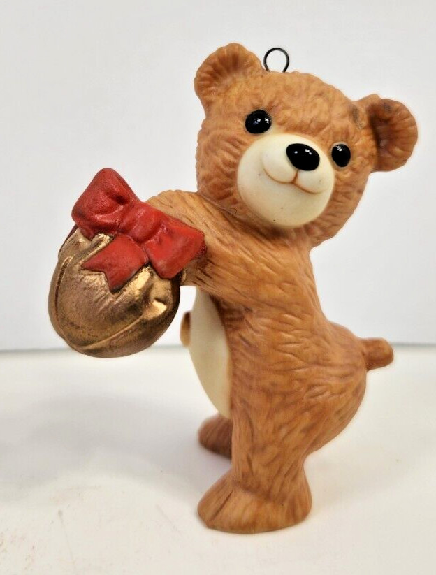 HALLMARK KEEPSAKE 1984 CINNAMON BEAR #2 IN SERIES QX454-1