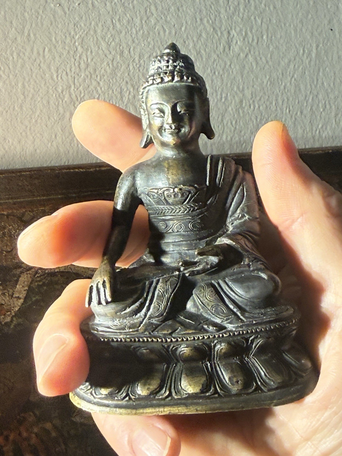 Antique bronze White Tara Qing Dynasty.