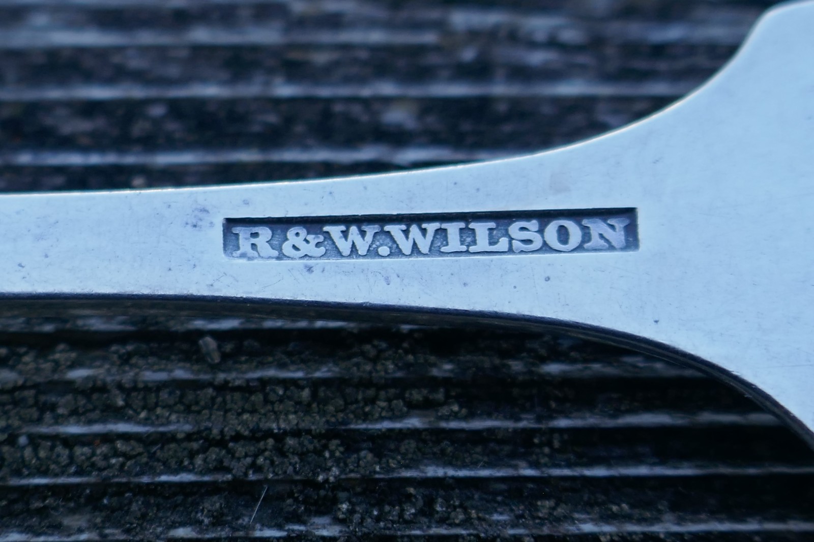 Ant 1825/1846 Robert & William Wilson American Coin Silver Table / Serving Spoon