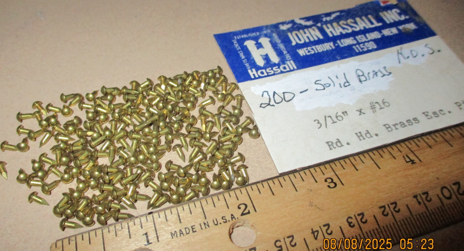 200–VINTAGE, 3/16″ LONG X #16 SOLID BRASS BRAD, ROUND DOME HEAD ESCUTCHEON PINS
