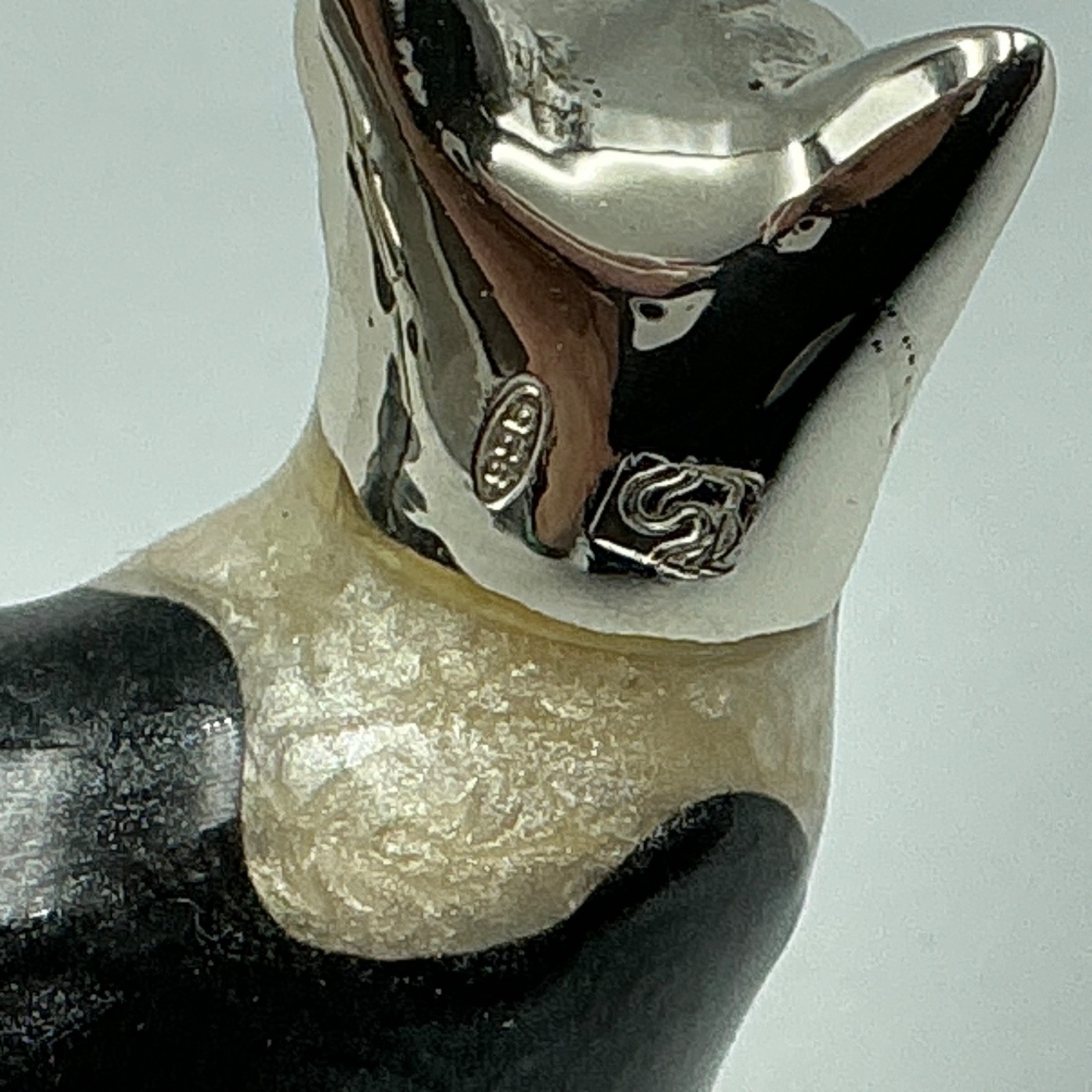 SATURNO SILVER & ENAMEL LARGE BLACK & WHITE CAT, FRANCIS HOWARD, BIRM C2020
