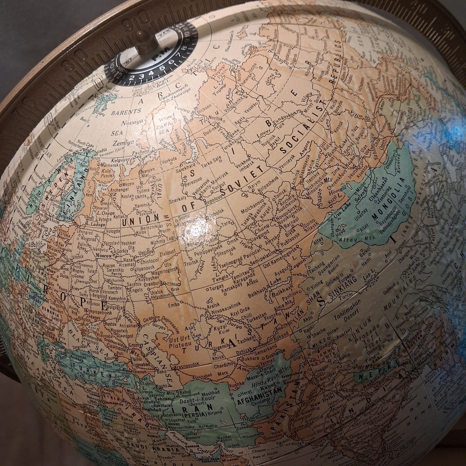 Vintage Cram’s Imperial 12″ World Floor Globe 1970s-1980s Wood Stand USSR Map