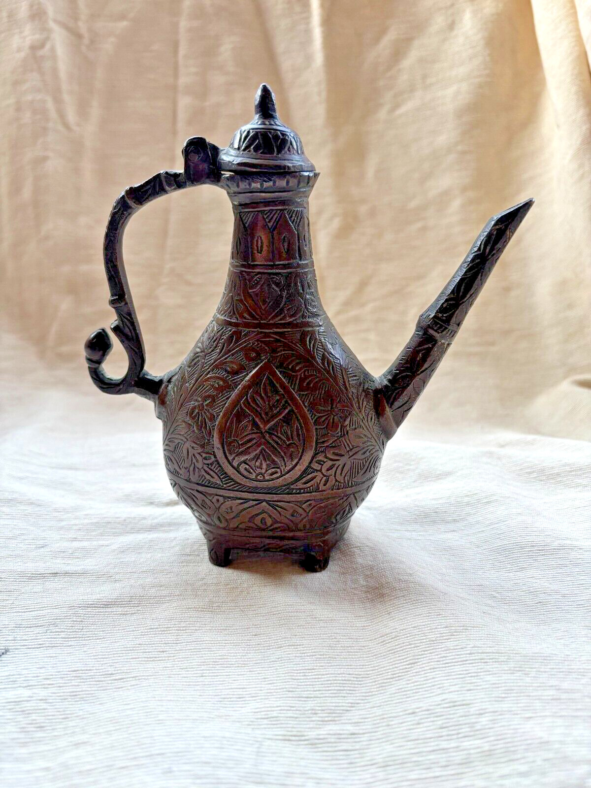 ANTIQUE INDIAN MUGHAL BRONZE ROSE WATER SPRINKLER EWER EWER