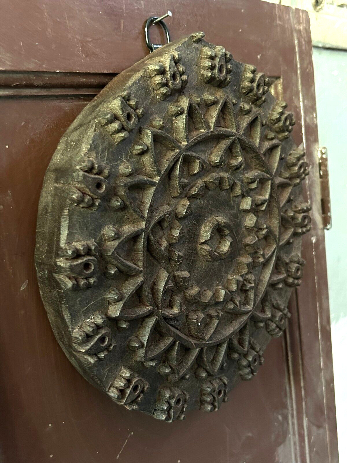 OLD VINTAGE HAND CARVED WOODEN PRINTING /TEXTILE BIG BLOCK WALL HANGING PANEL