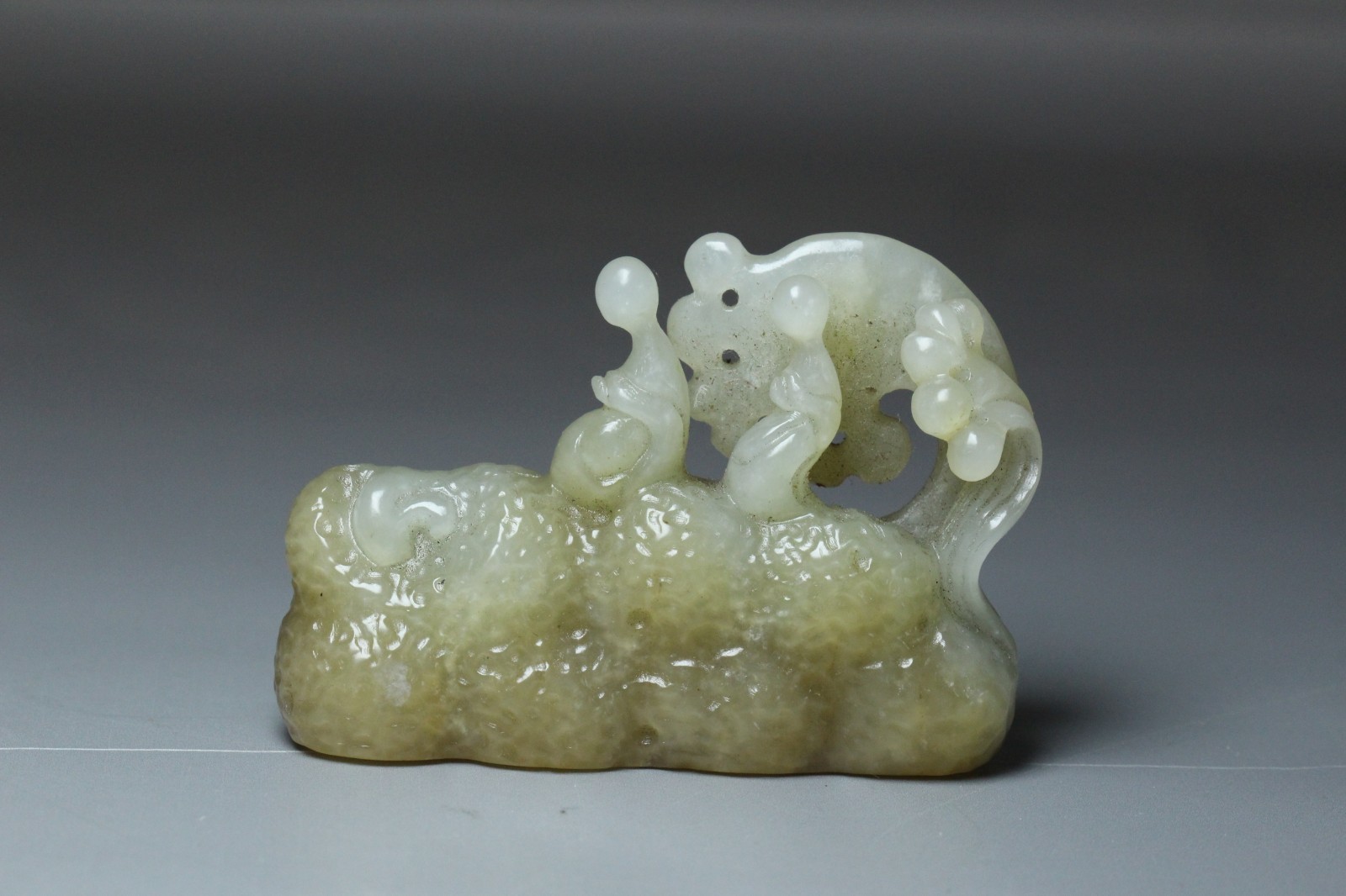 China Antique Natural old Hetian Jade Carved Stream Monk Meditating Figurine
