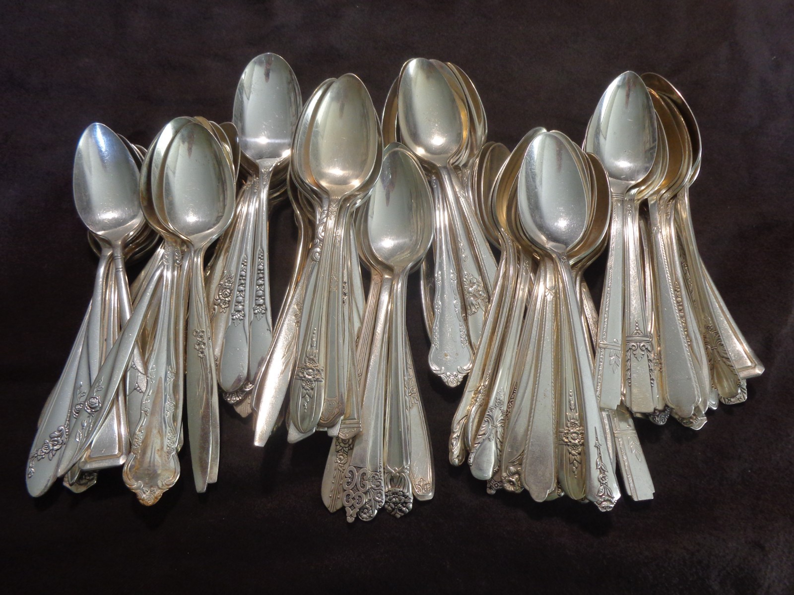 Silverplate Flatware Lot of 100 Teaspoons Table or Craft Use