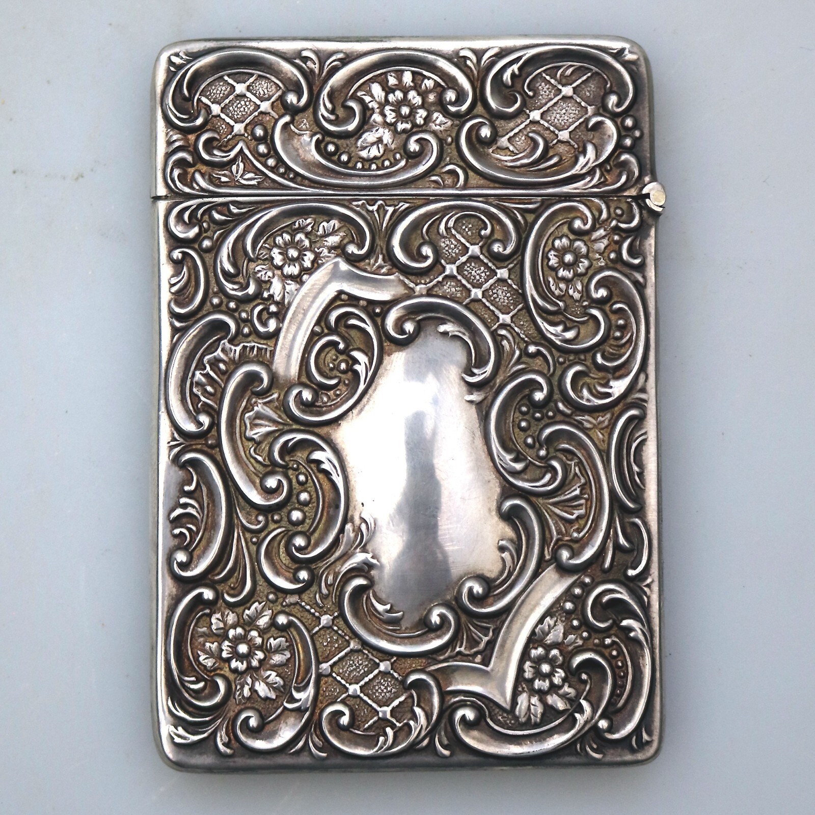 An antique English solid silver Crisford & Norris Visiting Card Case 56g C.1908