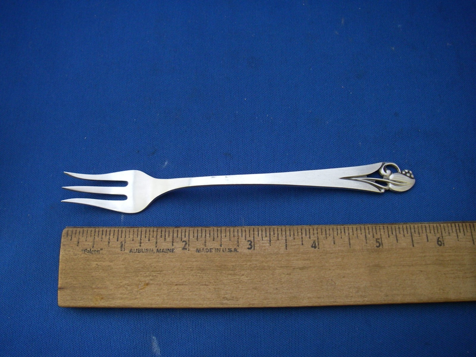 Frank W. Smith WOODLILY (1945) COCKTAIL FORKS-5 3/4 Inch-No Mono-NR