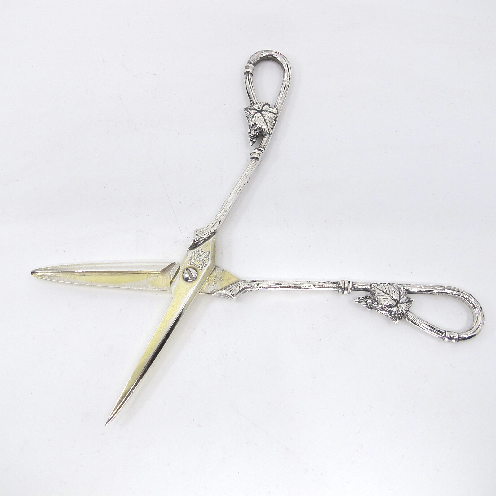WHITING Extra Long All Sterling Silver Grape Shears 7 3/4″ Solid Figural Grapes