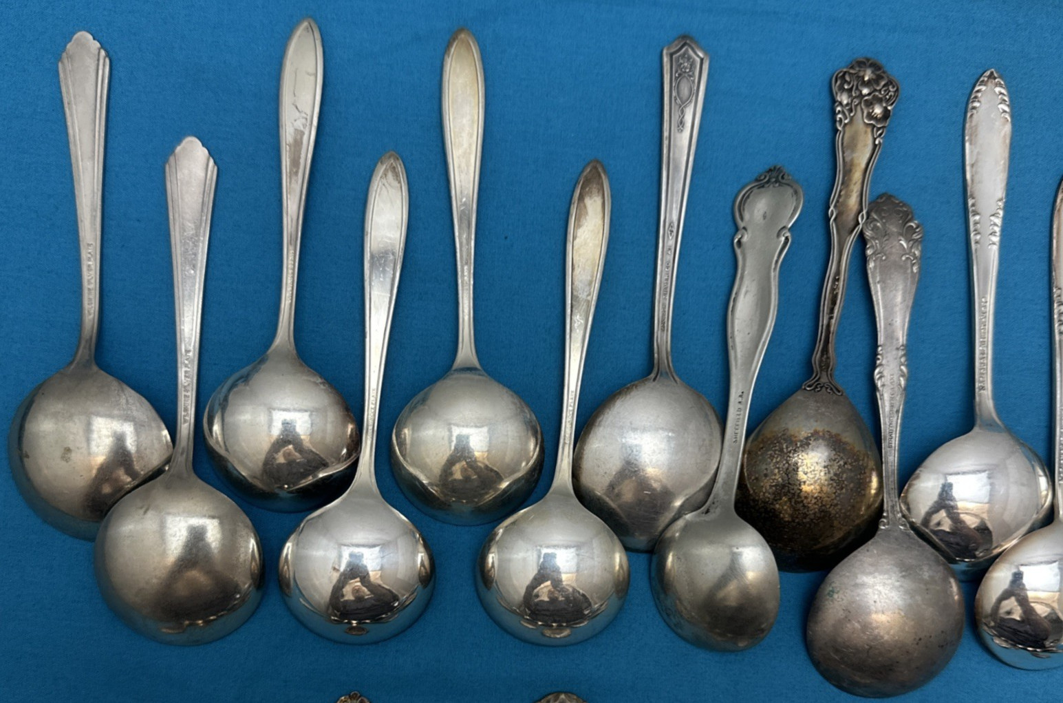 25 Pcs Antique to Vintage Silverplated 5″ -6″ BOUILLON SPOONS