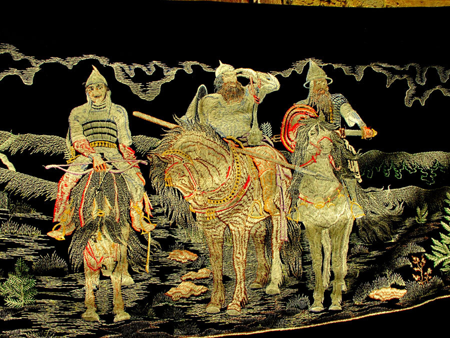 Vintage USSR Wall Tapestry Russian Epic Three Heroes Embroidered Image 160×72 cm