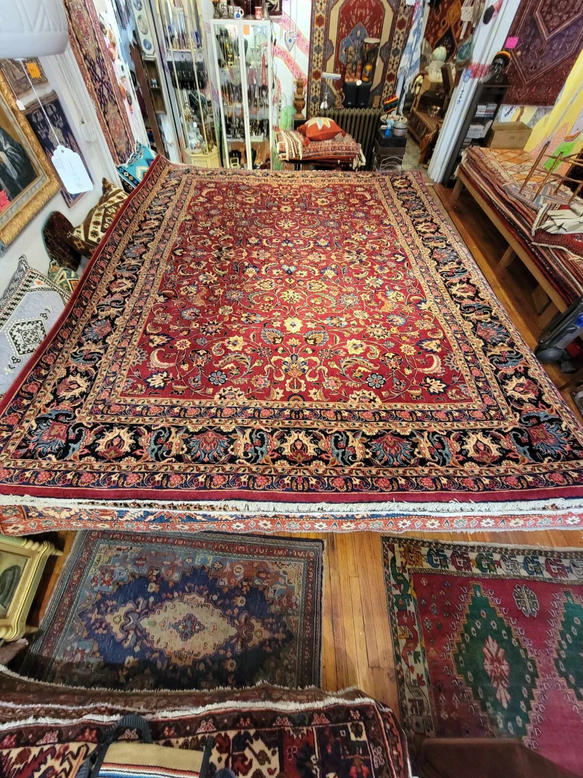 Beautiful Vintage Hand Knotted Floral Village Rug 9’10” x 12’7″