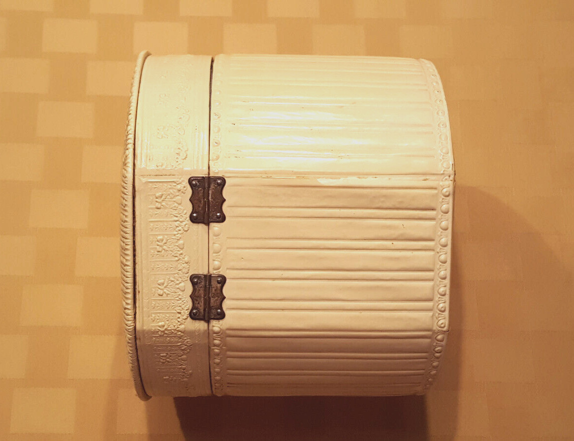 Antique Celluloid ‘Collars & Cuffs’ Storage and Travel Box