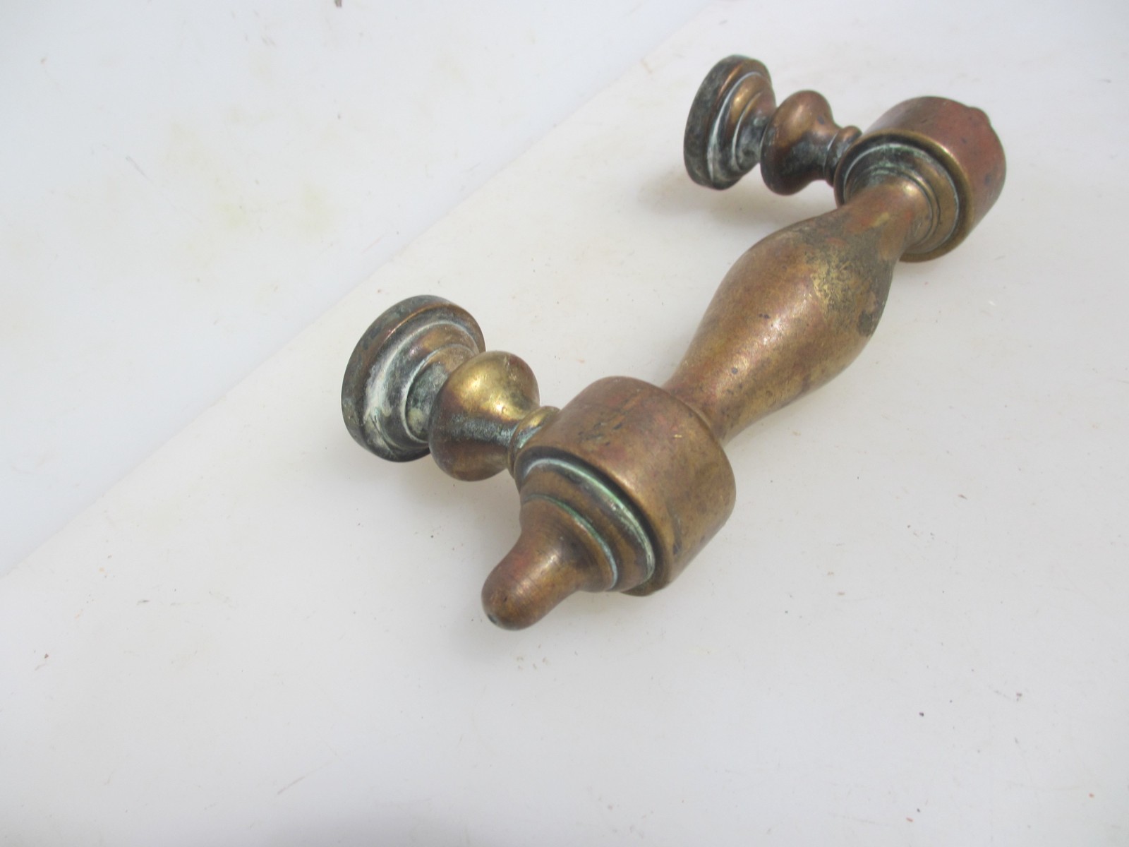 Victorian Brass Door Handle Centre Pull Old Antique Vintage Box Lift Trunk 8″W