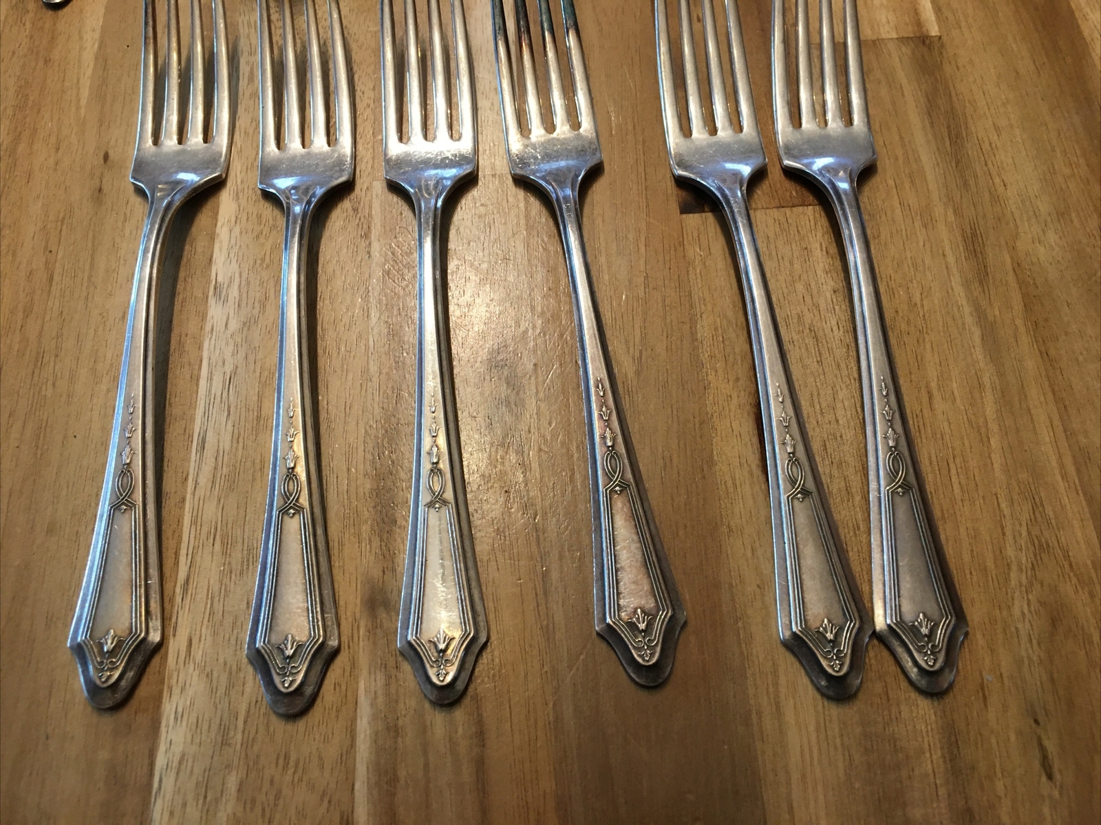 Oneida Community DUCHESS PATTERN Silverplate 1923 Knife Spoon Fork 26 Pcs Vgc