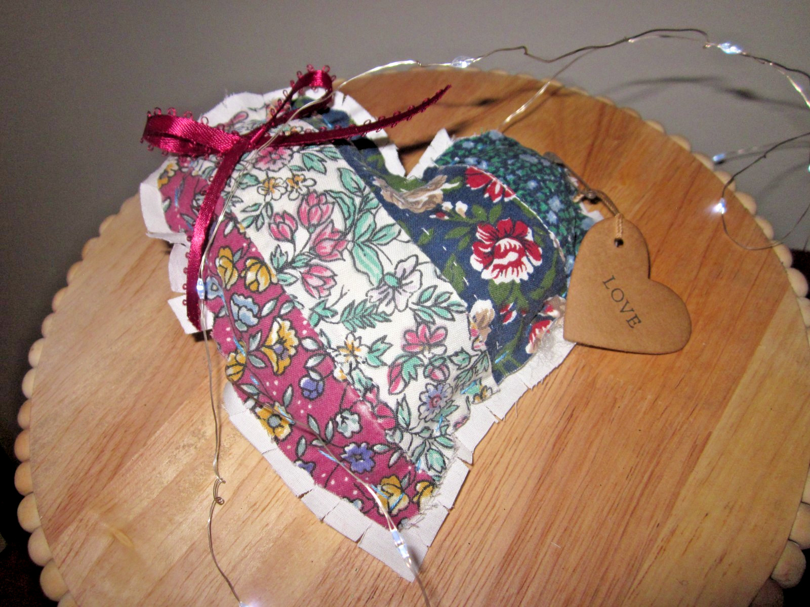 PRIMITIVE QUILTED HEART BOWL FILLER SIZE 6.5 IN