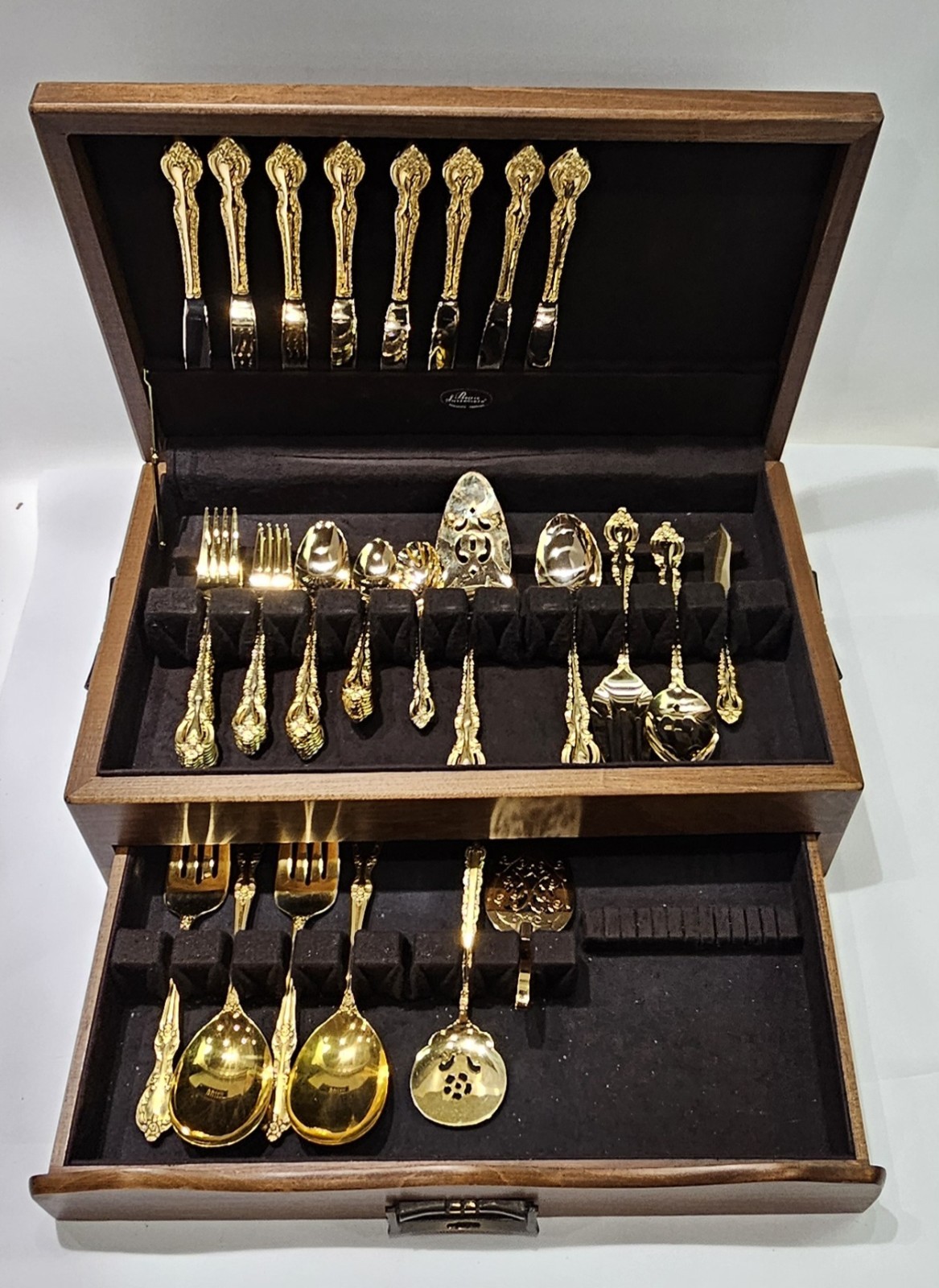 International Deep Silver Countess Gold Electroplate Flatware Silverware 52 Pcs