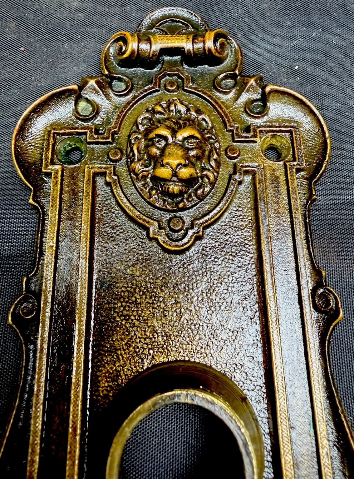 Russell & Erwin Leyden Lion Head Bronze Warm Patina Doorknob Sets 1 of 8 Sets