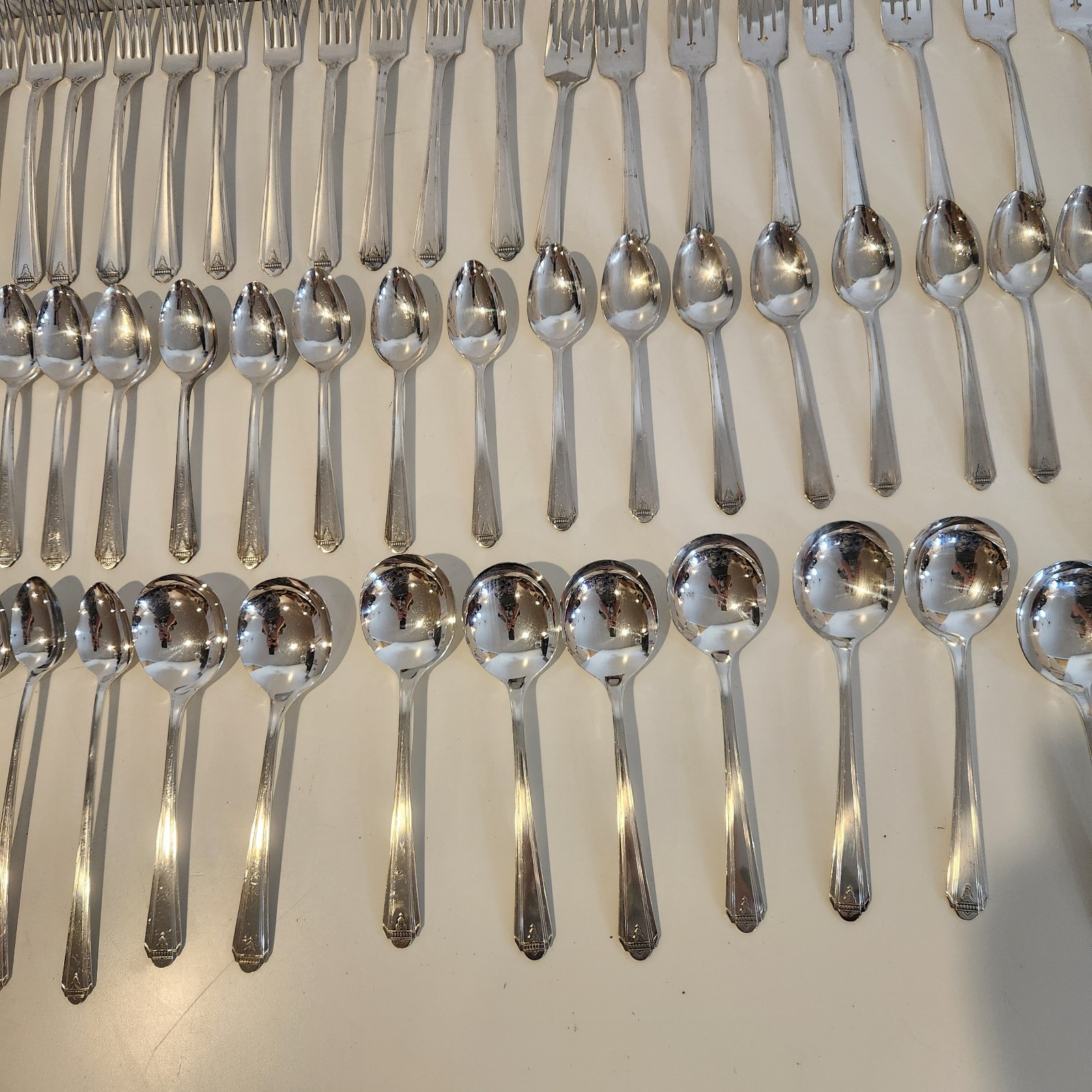 Oneida Community Barbara / Glamour Set Plate NO MONO Silverplated Flatware Lot