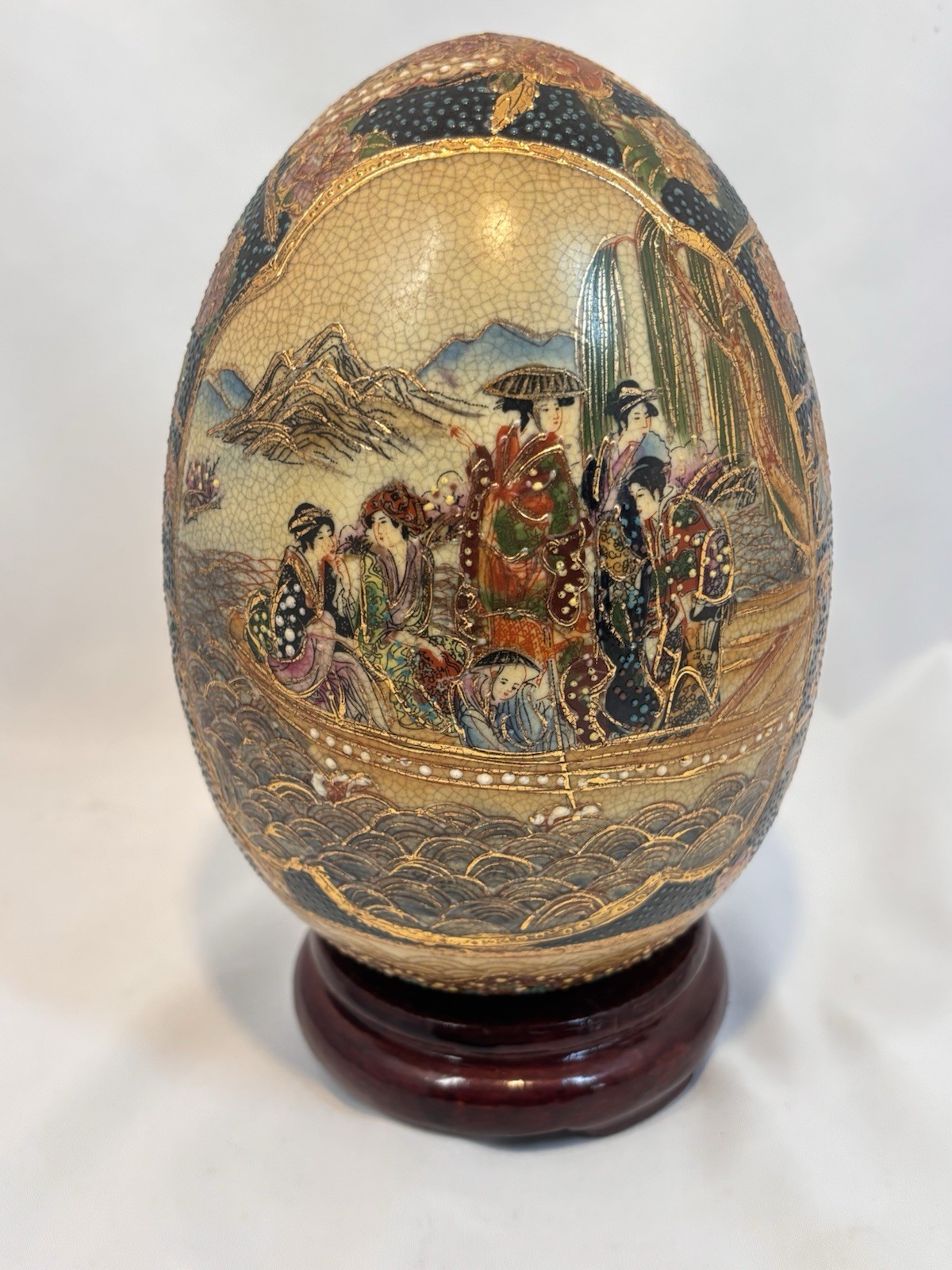 Vtg Asian Chinese Oriental Geisha River 7″ Porcelain Egg Satsuma Hand Paint Base