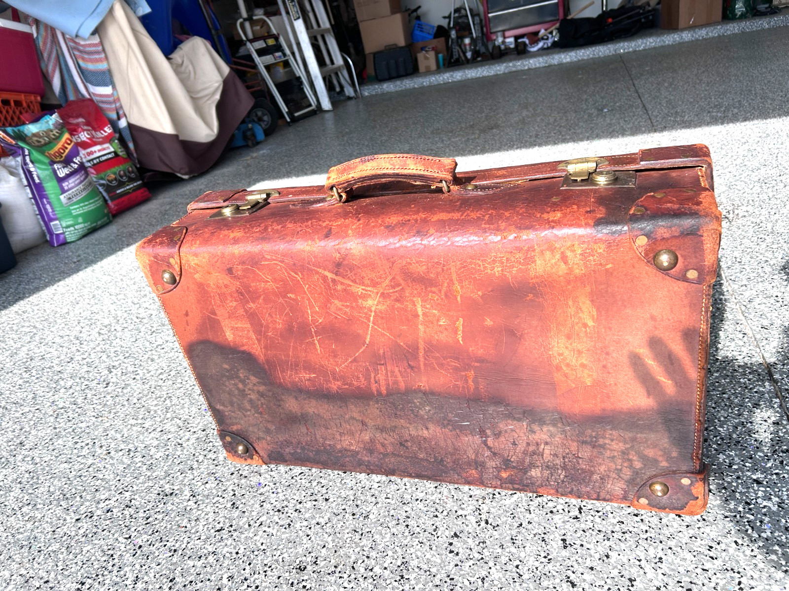 Large Antique Leather Suitcase DAVIS LONDON Late 1800’s Early 1900’s Edwardian
