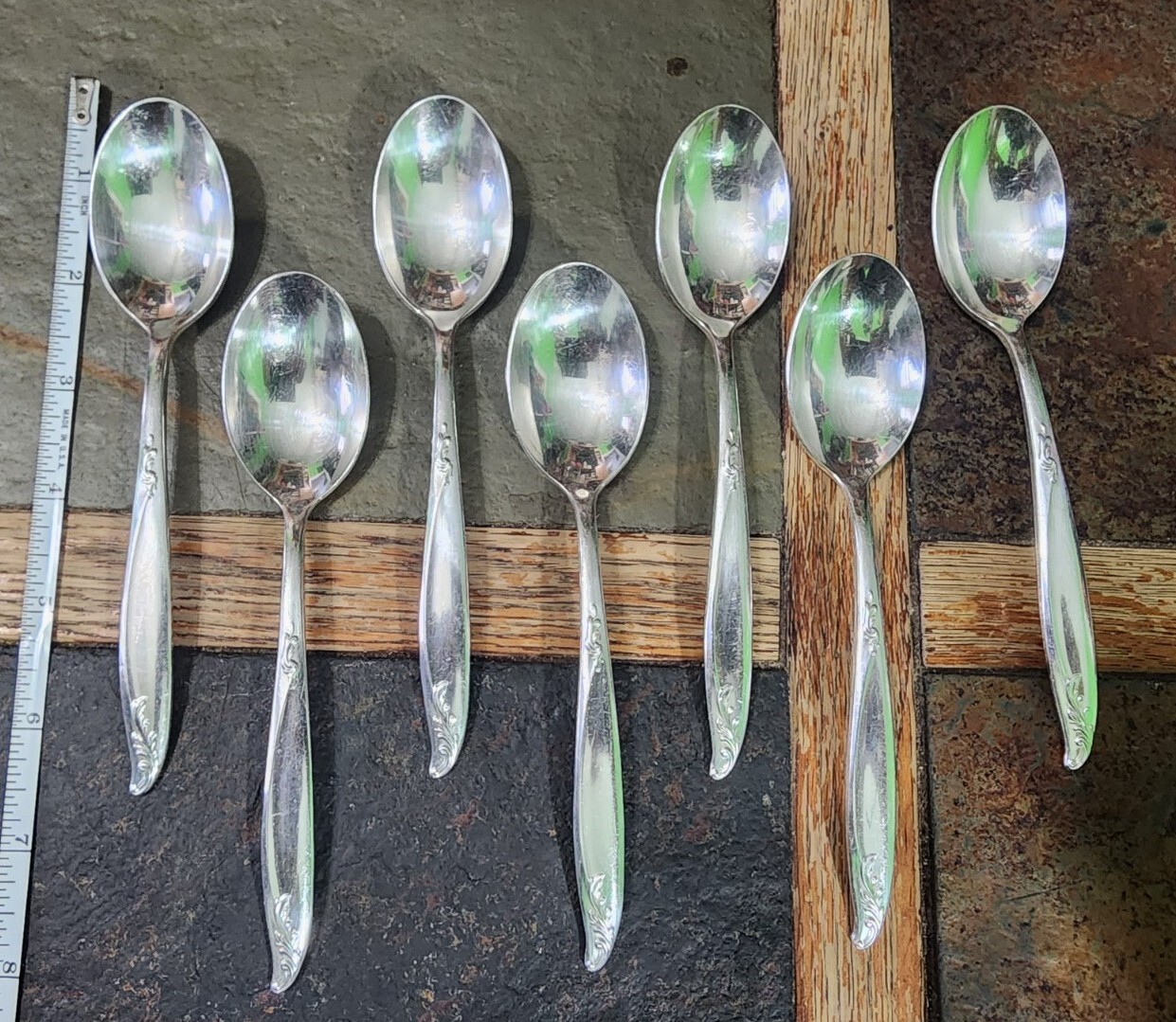 ✅ LOT OF 7 MID CENTURY c1958 WOODSONG SILVERPLATED TEASPOONS/ TEA 🍵 SPOONS
