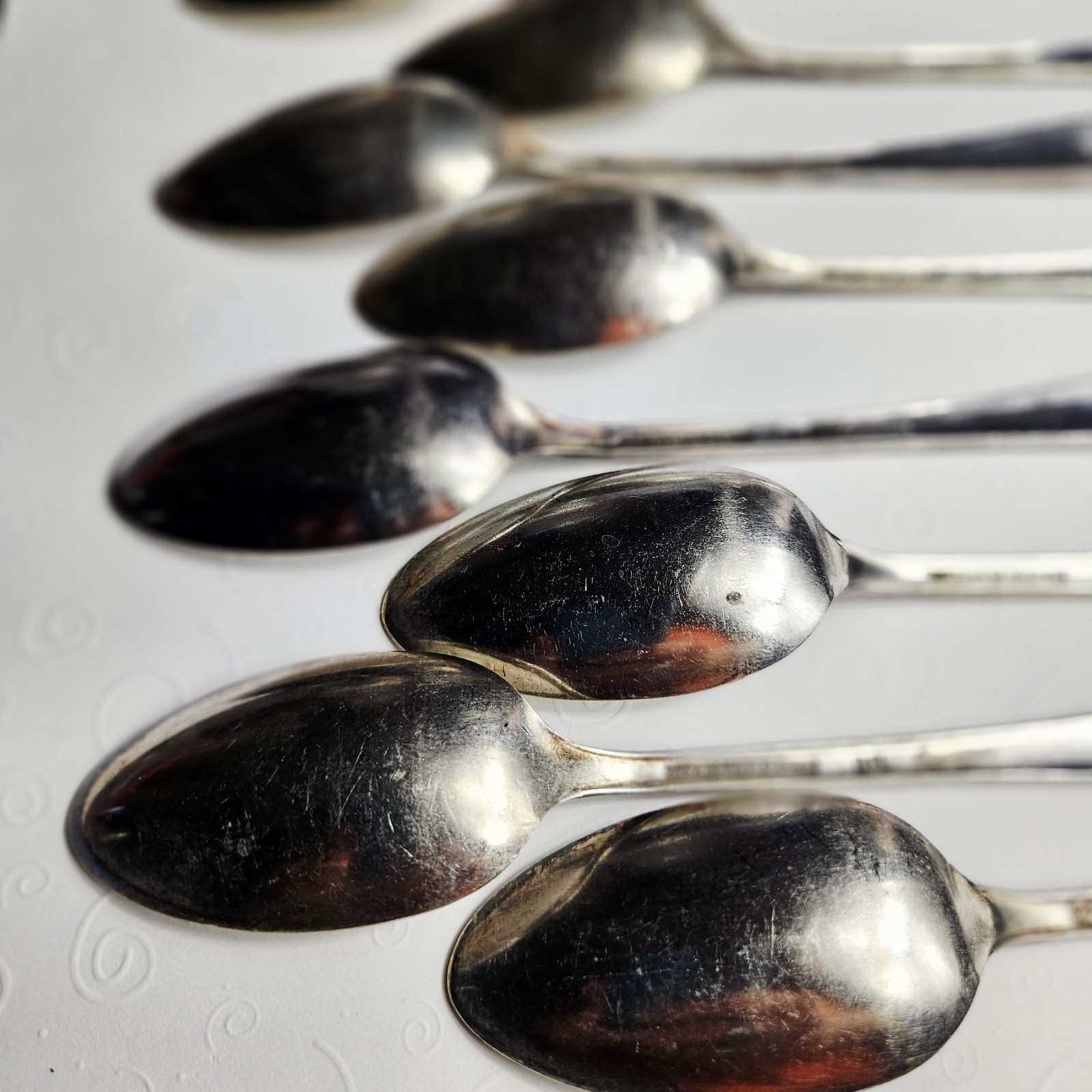 8 Rogers & Sons EXQUISITE Silverplated Classic 1940’s Floral Soup or Tablespoons