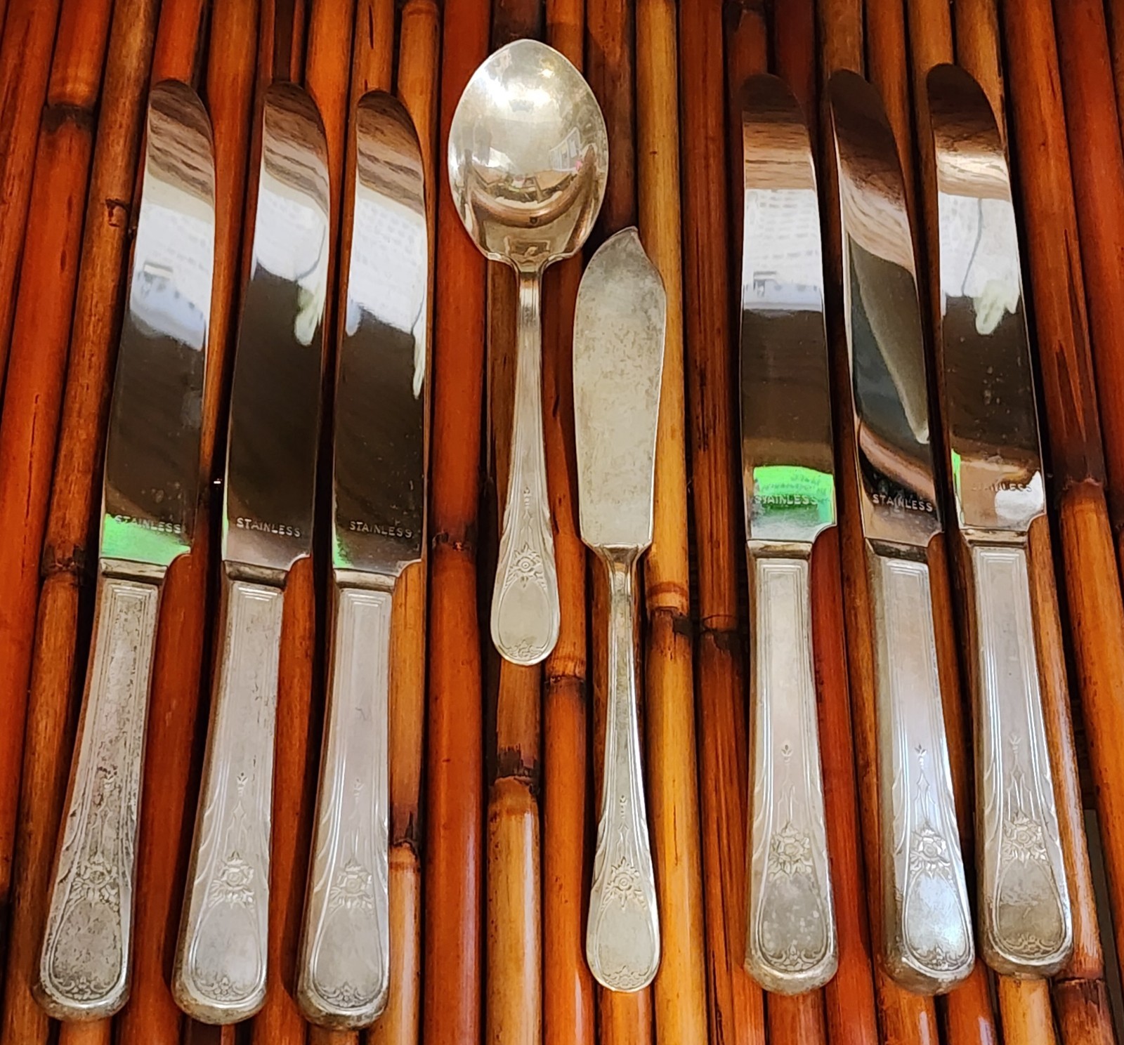 6 Newport Silver Plate Knives 1 Butter 1 Sugar Sears Roebuck 1946 Silverplate