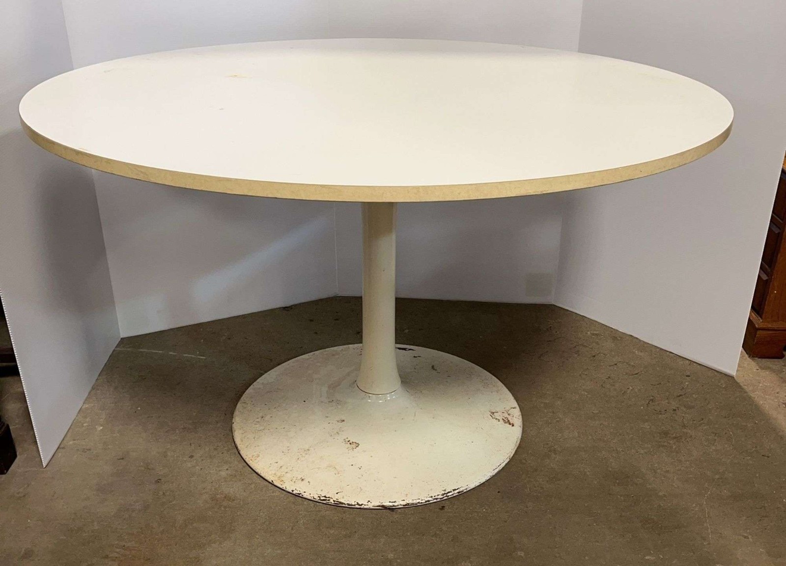 Knoll Eero Saarinen 48″ Round Tulip Coffee Table MCM Authentic