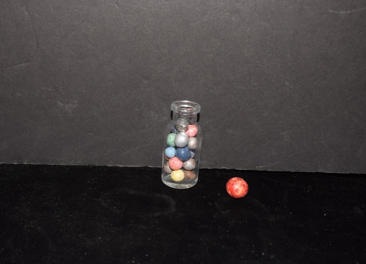 🐦➖⏩1800s Victorina era Antique Clay Marbles in💊Medicine glass vial peewee size