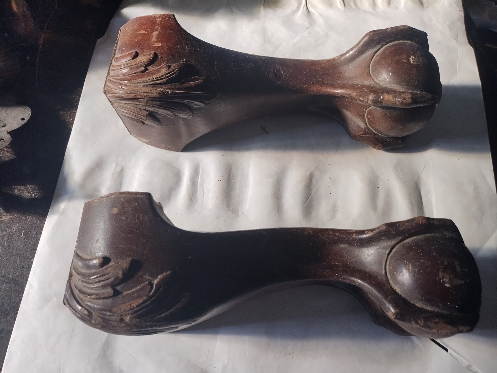 Pair Of Antique Wood Wooden Claw And Ball Feet Table Legs Salvage