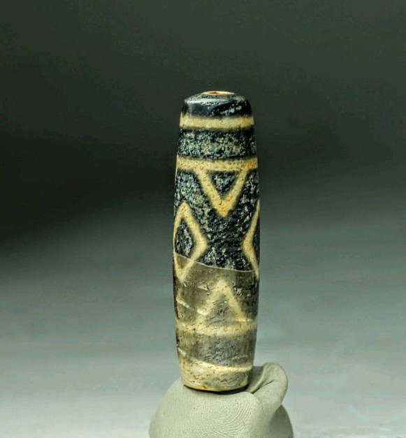 Pre-1800s Indo/Tibetan Old Agate Vajra 3 Eye Tiger Tooth Dzi Bead 15*52mm