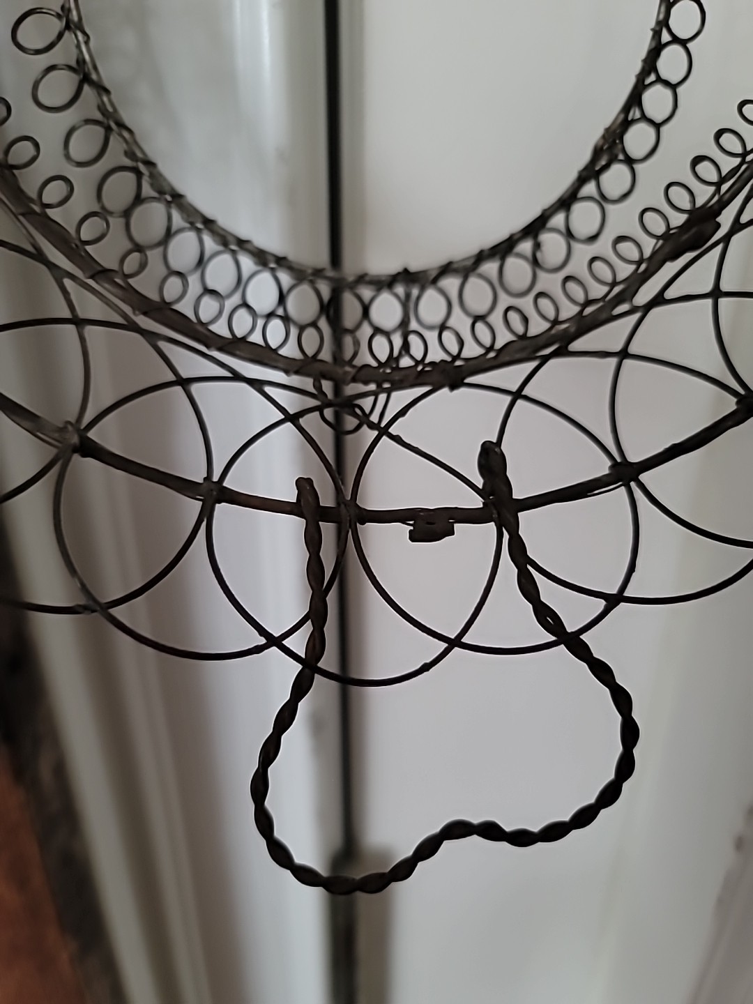 Wireware Basket Heart Handles Beautiful Patina Loop Design Antique RARE Small 11
