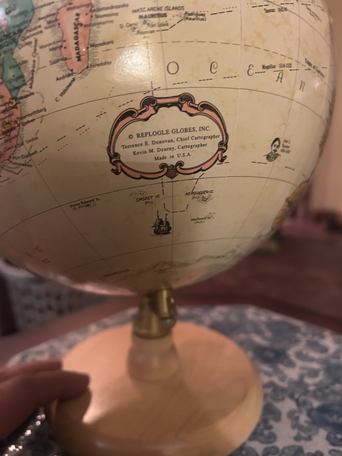 REPLOGLE Raised Globe World Classic Series Made In USA Wood Base 9 in Diameter