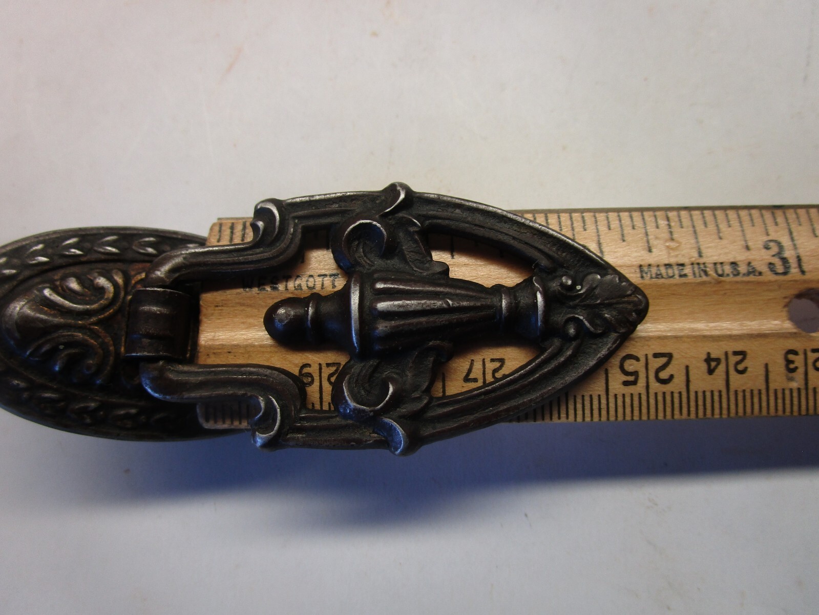 Antique Brass Ornate Teardrop Drawer Pulls Set of 2