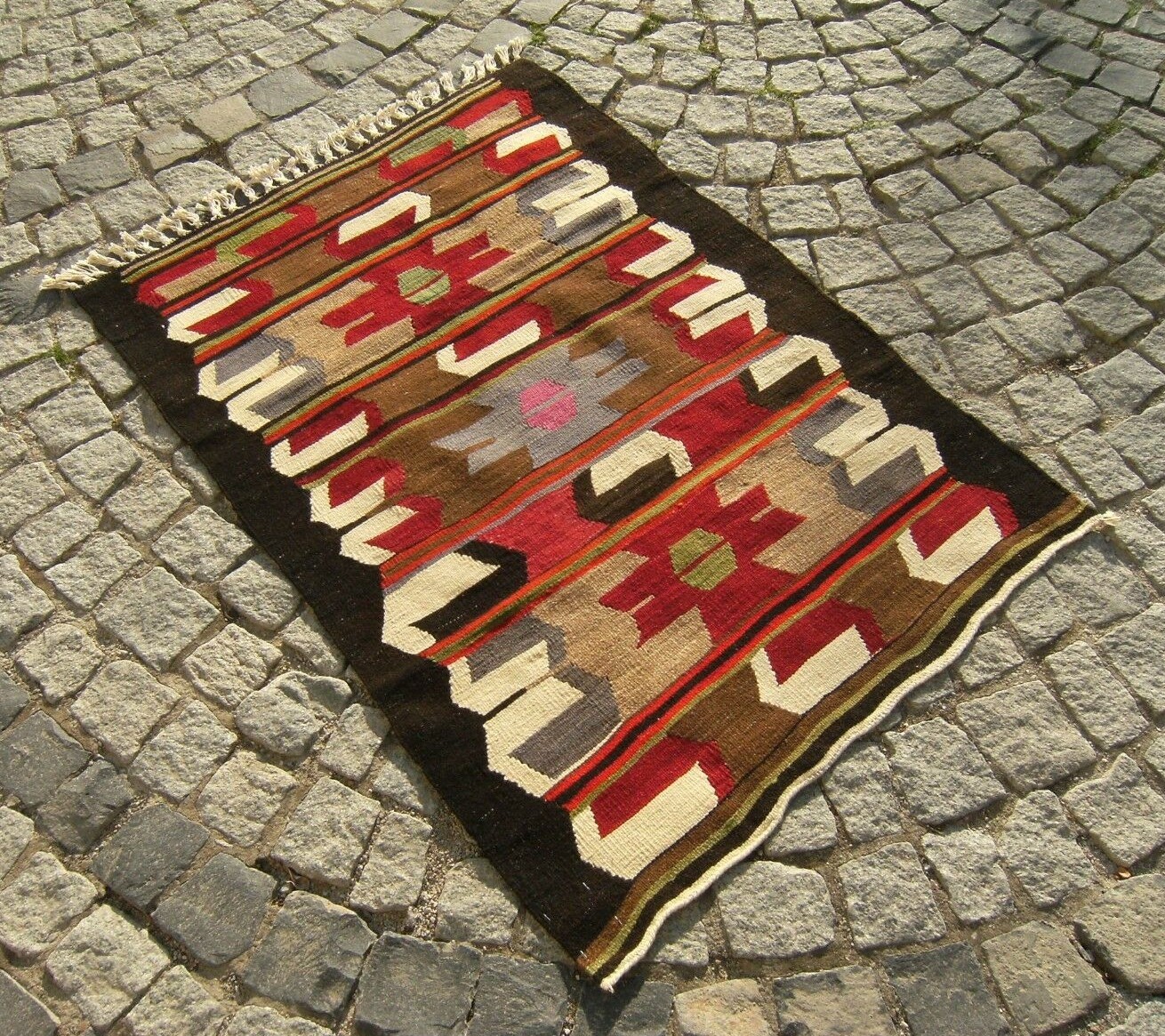 Vintage Turkish Rug 33” x 48” Taurus Mountain Rug Nomadic Flat Woven Wool Rug