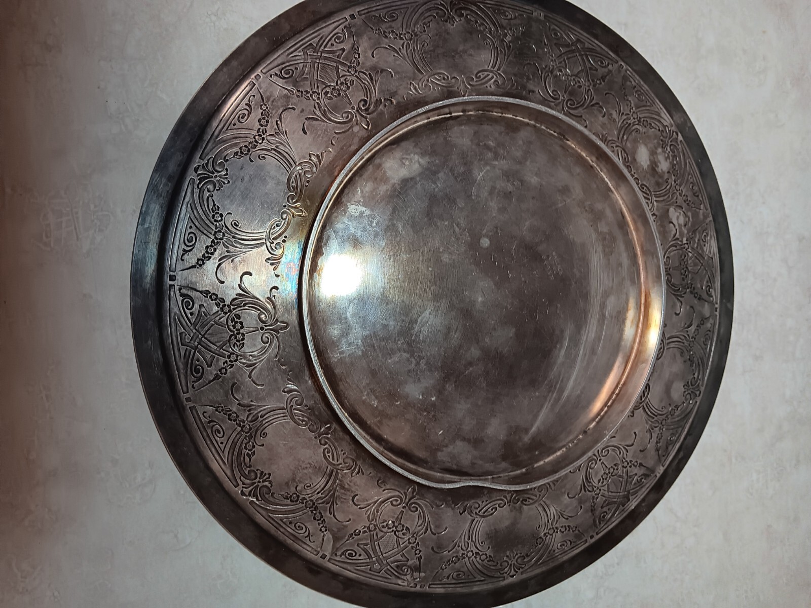 Antique Wallace Footed Platter Silver Plated 11″ w/ Floral Filigree Patina