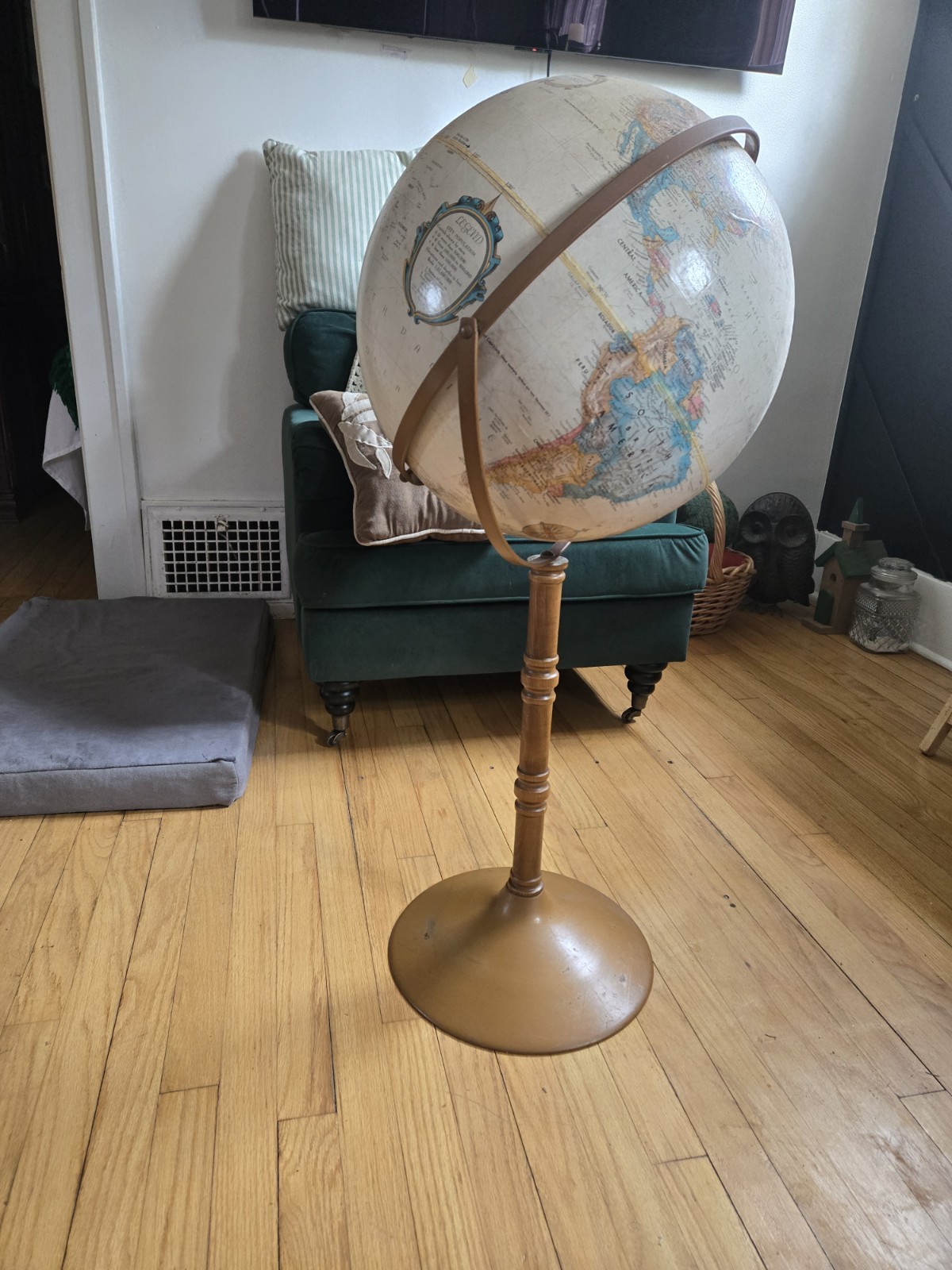 Antique WORLD CLASSIC-Globe rare Repogle-16 Diameter Globe On Stand 39 inches