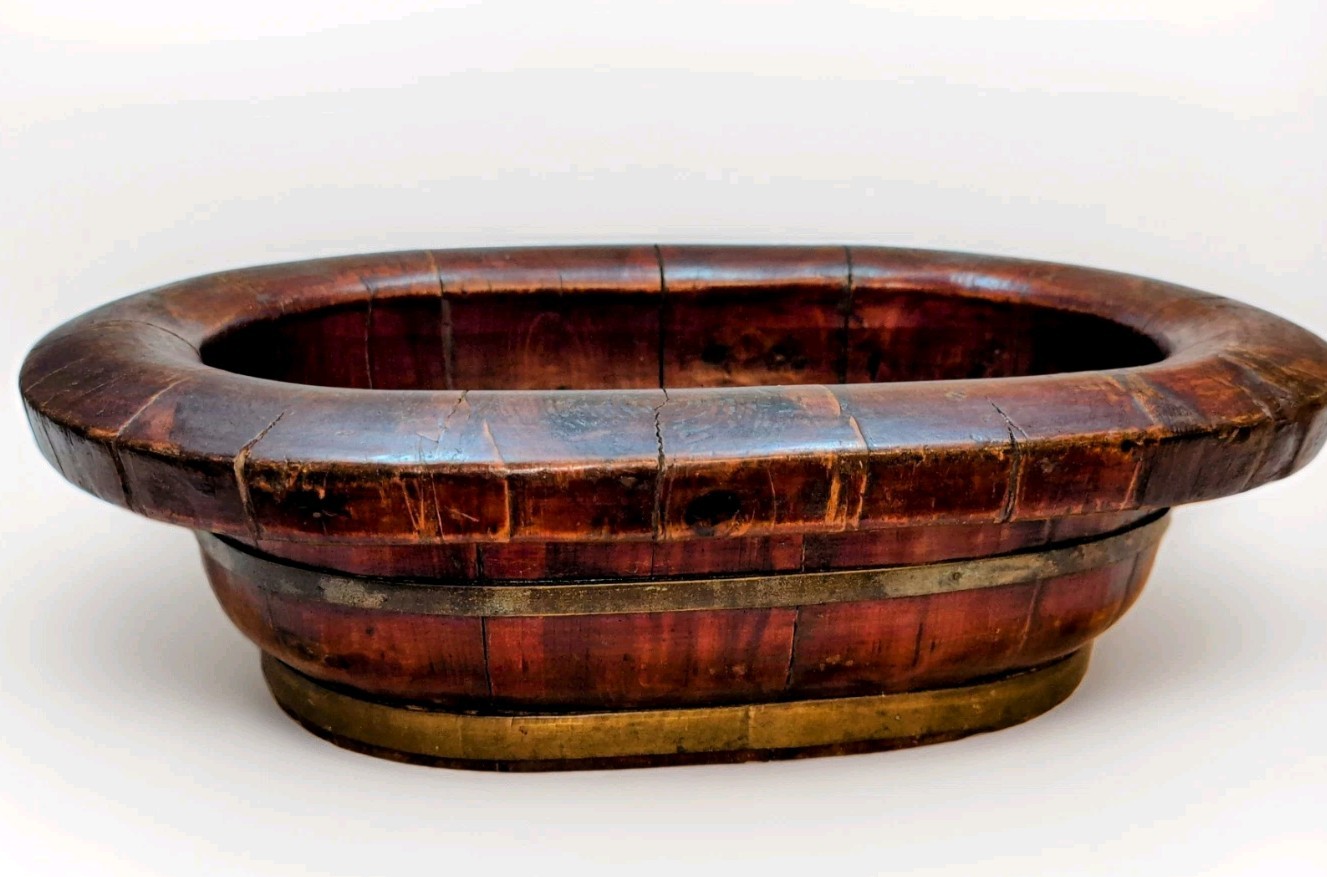 Early 1900s Asian Antique Chinese Wood and Brass Baby Bath