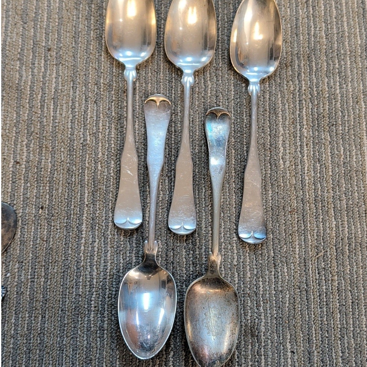 5 Vintage A1 Rogers Bros Silverplate Tablespoons Place Spoons 8.25″